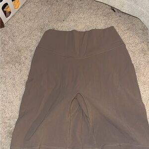 Buffbunny Aggressive Scrunch Shorts size L Tan/Brown LIKE NEW